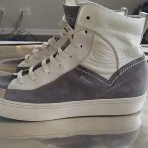 Size 10.5 Mens Hightop Salvatore Ferragamo Sneaker